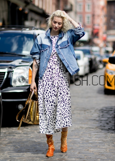 碎花連衣裙怎么搭配？碎花連衣裙搭配圖片