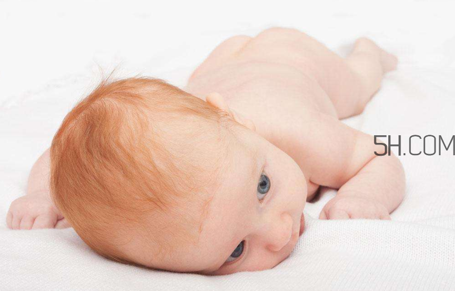 寶寶發(fā)燒嘔吐怎么辦？寶寶斜視怎么辦？