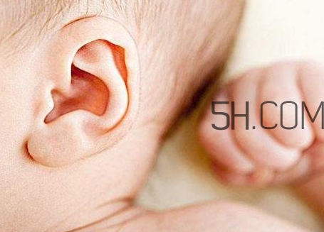 耳朵會(huì)感染腳氣嗎？耳朵感染腳氣怎么治