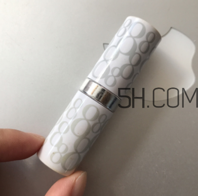 伊麗莎白雅頓經(jīng)典潤澤唇膏多少錢_專柜價(jià)格 伊麗莎白雅頓經(jīng)典潤澤唇膏多少錢_專柜價(jià)格