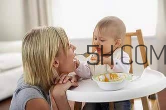 寶媽經(jīng)驗(yàn)分享：如何教寶寶自己吃飯？