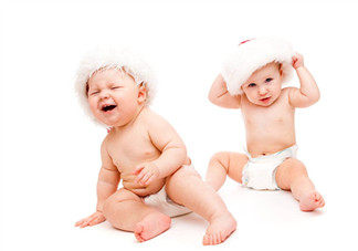 寶寶舌苔發(fā)白是什么原因？寶寶可以吃山楂片嗎？