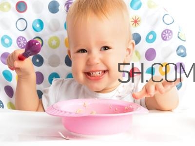 寶媽經(jīng)驗(yàn)分享：如何教寶寶自己吃飯？