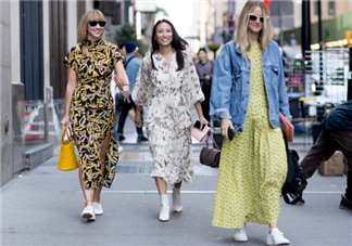 碎花連衣裙怎么搭配？碎花連衣裙搭配圖片