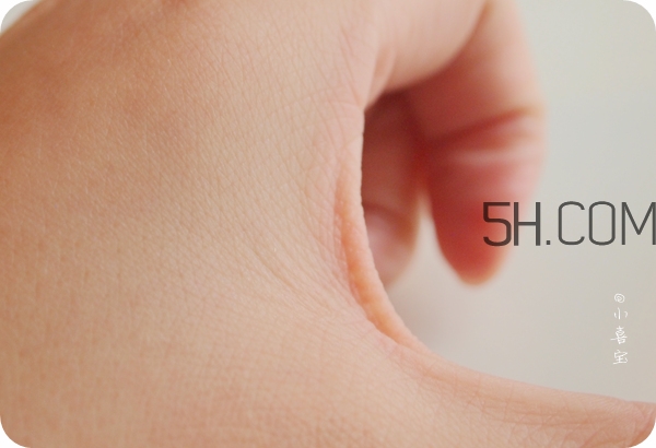 資生堂百優(yōu)眼霜和盼麗風(fēng)姿眼霜哪個(gè)好_對(duì)比 資生堂百優(yōu)眼霜和盼麗風(fēng)姿眼霜哪個(gè)好_對(duì)比