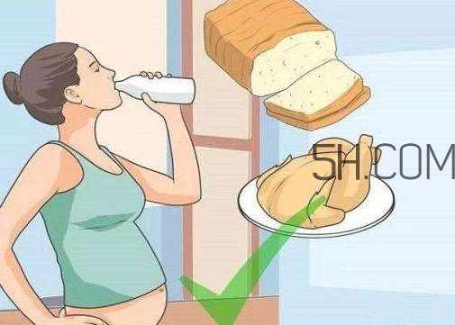 胎膜早破B超能看出來嗎？胎膜早破和羊水破了的區(qū)別