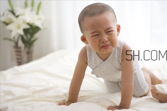 寶寶的哭聲都代表什么 怎么分辨寶寶的哭聲 寶寶的哭聲都代表什么 怎么分辨寶寶的哭聲