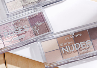 essence眼影盤哪款好看？essence八色眼影盤試色