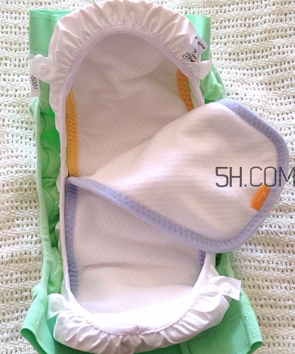 紙尿布和布尿布有什么區(qū)別？紙尿布和布尿布哪個好？