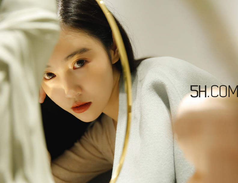 中耳炎能吃雞蛋嗎？中耳炎能吃螃蟹嗎？