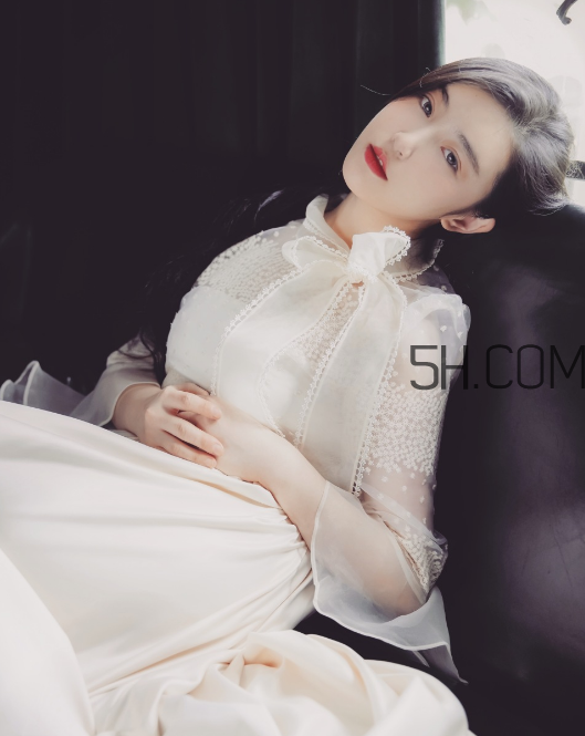 中耳炎應(yīng)該注意些什么？中耳炎應(yīng)該怎么治療？