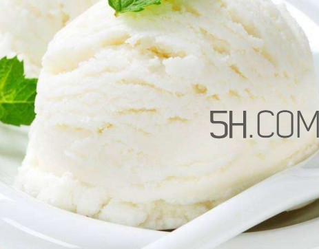 蛋清打發(fā)是奶油嗎？自制奶油可以直接吃嗎？