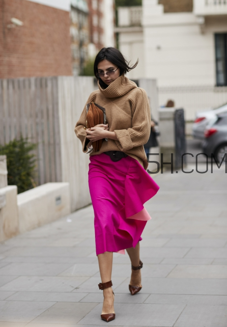 駝色毛衣怎么搭配？駝色毛衣搭配圖片