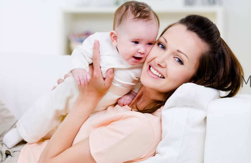 母乳期發(fā)高燒怎么辦？感冒咳嗽能喂奶嗎？