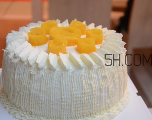 動(dòng)物奶油和植物奶油有什么區(qū)別？淡奶油和鮮奶油的區(qū)別