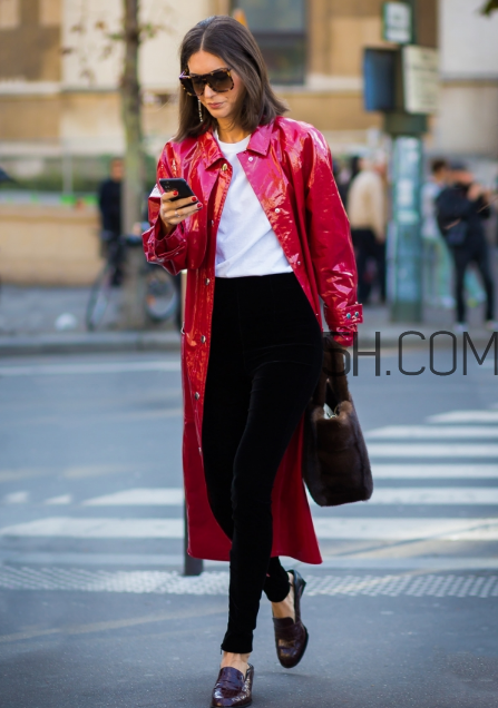 紅色外套里面配什么？紅色外套內(nèi)搭什么顏色？