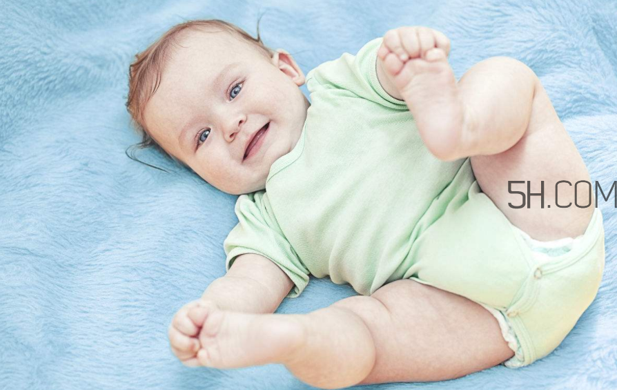 嬰兒濕疹癥狀有哪些？小孩手腳冰冷怎么辦？