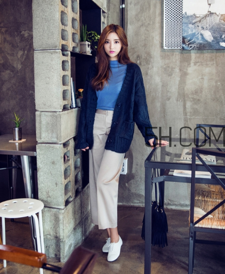 針織開衫配什么褲子？針織開衫搭配褲子圖片