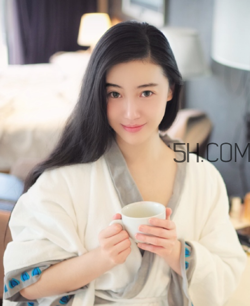 中耳炎需要輸液嗎？中耳炎需要手術(shù)嗎？