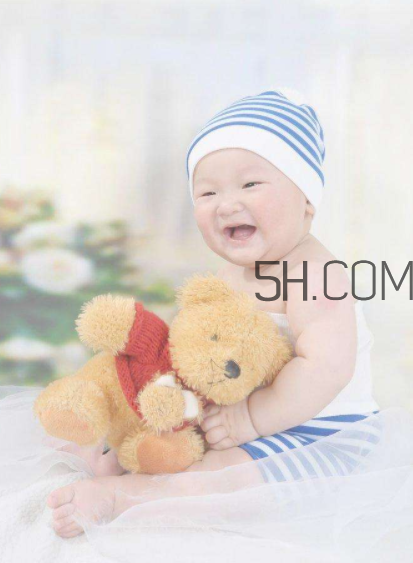 小孩風熱感冒怎么辦？小孩子高燒手腳冰涼怎么處理？