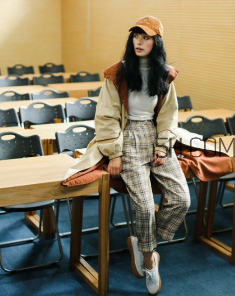 卡其色風(fēng)衣配什么鞋子？卡其色風(fēng)衣搭配鞋子圖片