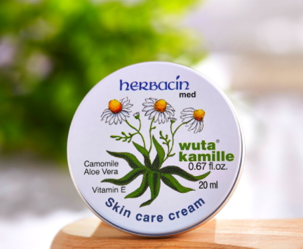 herbacin賀本清護(hù)手霜鐵盒裝怎么樣？哪個(gè)顏色好？