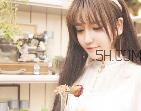 白帶拉絲發(fā)黃是怎么回事_白帶拉絲發(fā)黃怎么辦 白帶拉絲發(fā)黃是怎么回事_白帶拉絲發(fā)黃怎么辦