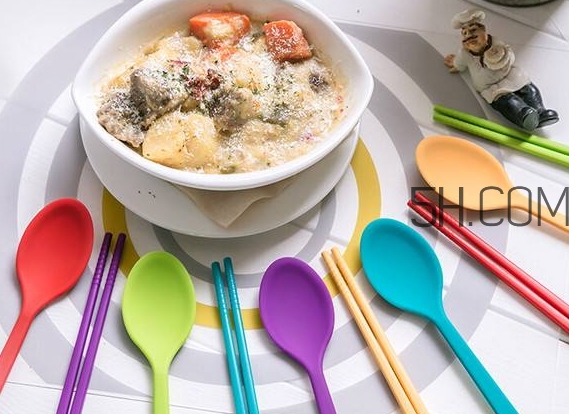 教會寶寶自己吃飯，你做到這些了嗎？