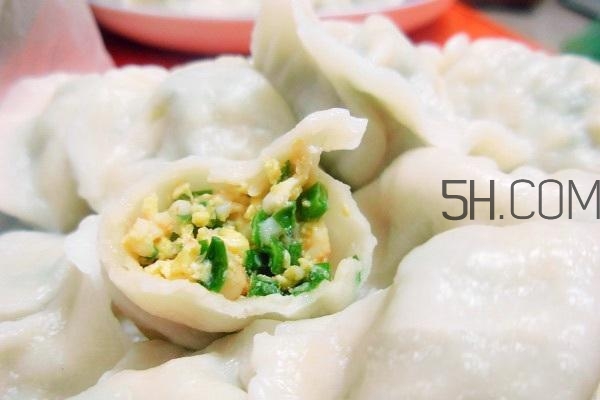 孕婦能吃韭菜餡餃子嗎？孕婦吃韭菜餡餃子對(duì)胎兒好嗎？