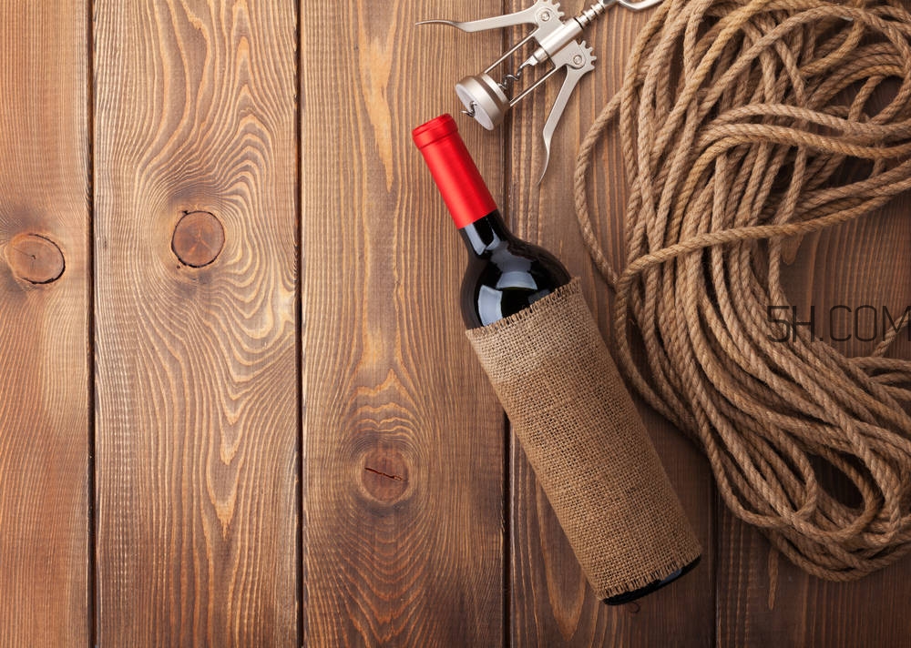 過(guò)期紅酒怎么美容 過(guò)期的紅酒能做面膜嗎 過(guò)期紅酒怎么美容 過(guò)期的紅酒能做面膜嗎