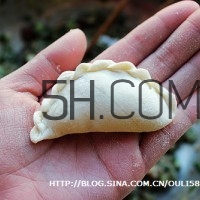 餃子和面用熱水還是冷水？餃子和面要醒多長時間？