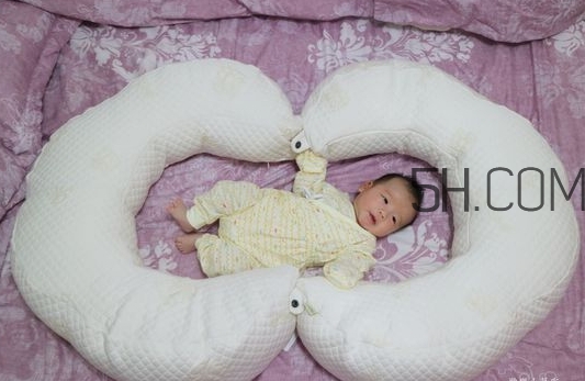 哺乳枕有必要買嗎？哺乳枕有用嗎？