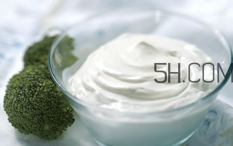 淡奶油哪個牌子好？淡奶油可以用牛奶代替嗎