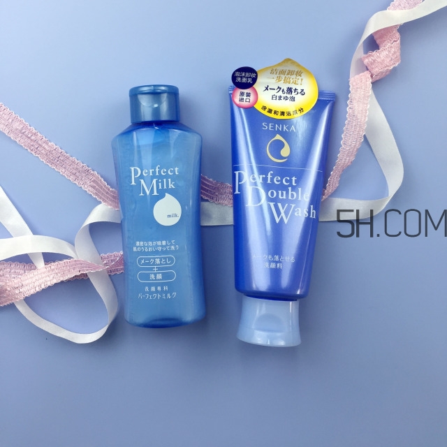 資生堂洗顏專(zhuān)科新版和舊版有什么區(qū)別? 資生堂洗顏專(zhuān)科新版和舊版有什么區(qū)別?