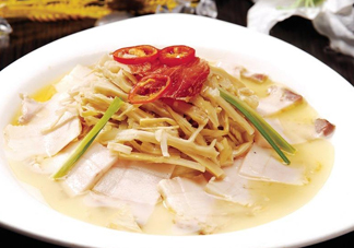 扁尖發(fā)紅還能吃嗎？扁尖什么人不能吃