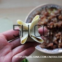 餃子和面用熱水還是冷水？餃子和面要醒多長時間？