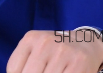 悅詩風(fēng)吟隔離乳怎么用？悅詩風(fēng)吟隔離乳色號(hào)怎么選？