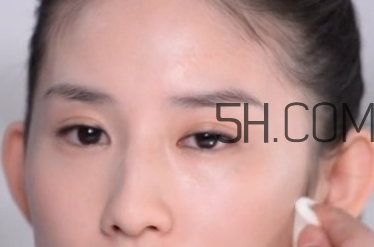 悅詩風(fēng)吟隔離乳怎么用？悅詩風(fēng)吟隔離乳色號(hào)怎么選？