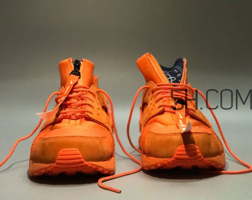 nike air huarache華萊士拉鏈款實(shí)物什么樣？