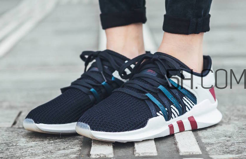 adidas eqt racing adv復古跑鞋在哪買？