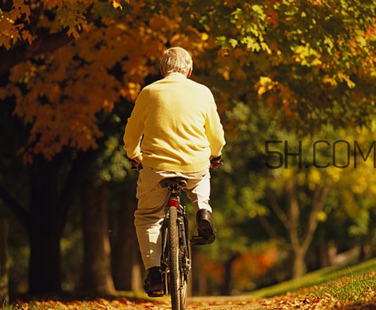 肺結(jié)核會傳染嗎？肺結(jié)核的痰是什么顏色的？