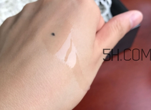 雅詩蘭黛肌底微精華怎么樣？雅詩蘭黛肌底微精華功效