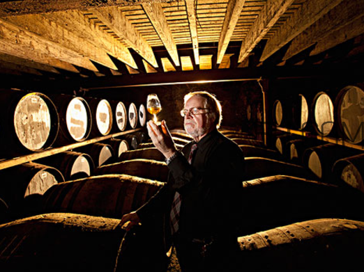 肺結(jié)核跟抽煙有關(guān)系嗎？肺結(jié)核跟艾滋有關(guān)系嗎？