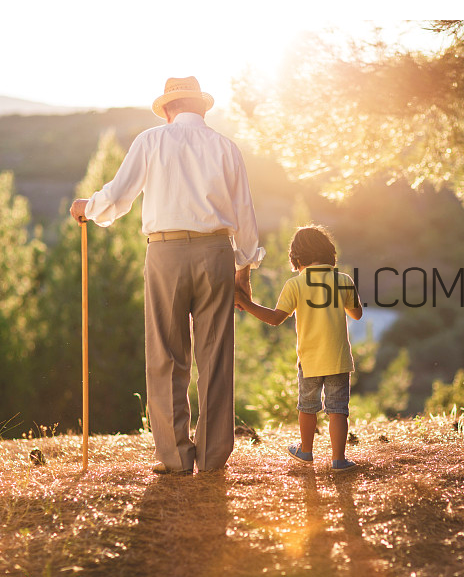 頸椎病是不是不能睡枕頭？頸椎病是不是老想睡覺？