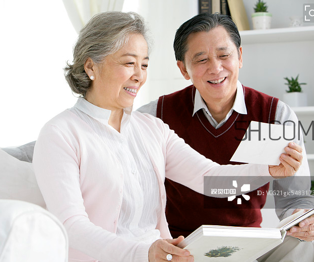 頸椎病能游泳嗎？頸椎病能引起胸疼嗎？