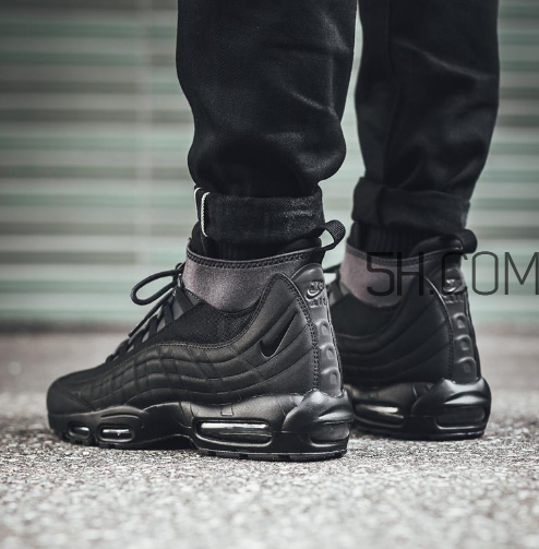 nike air max 95 triple black黑魂配色上腳效果怎么樣？