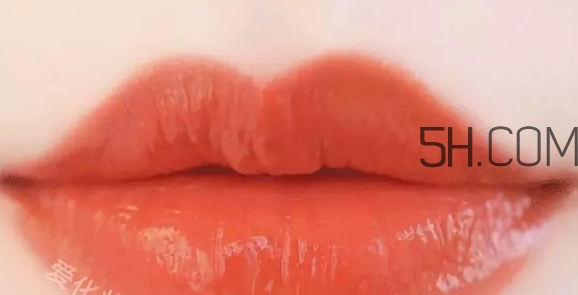 超適合秋冬的南瓜色口紅推薦 超適合秋冬的南瓜色口紅推薦