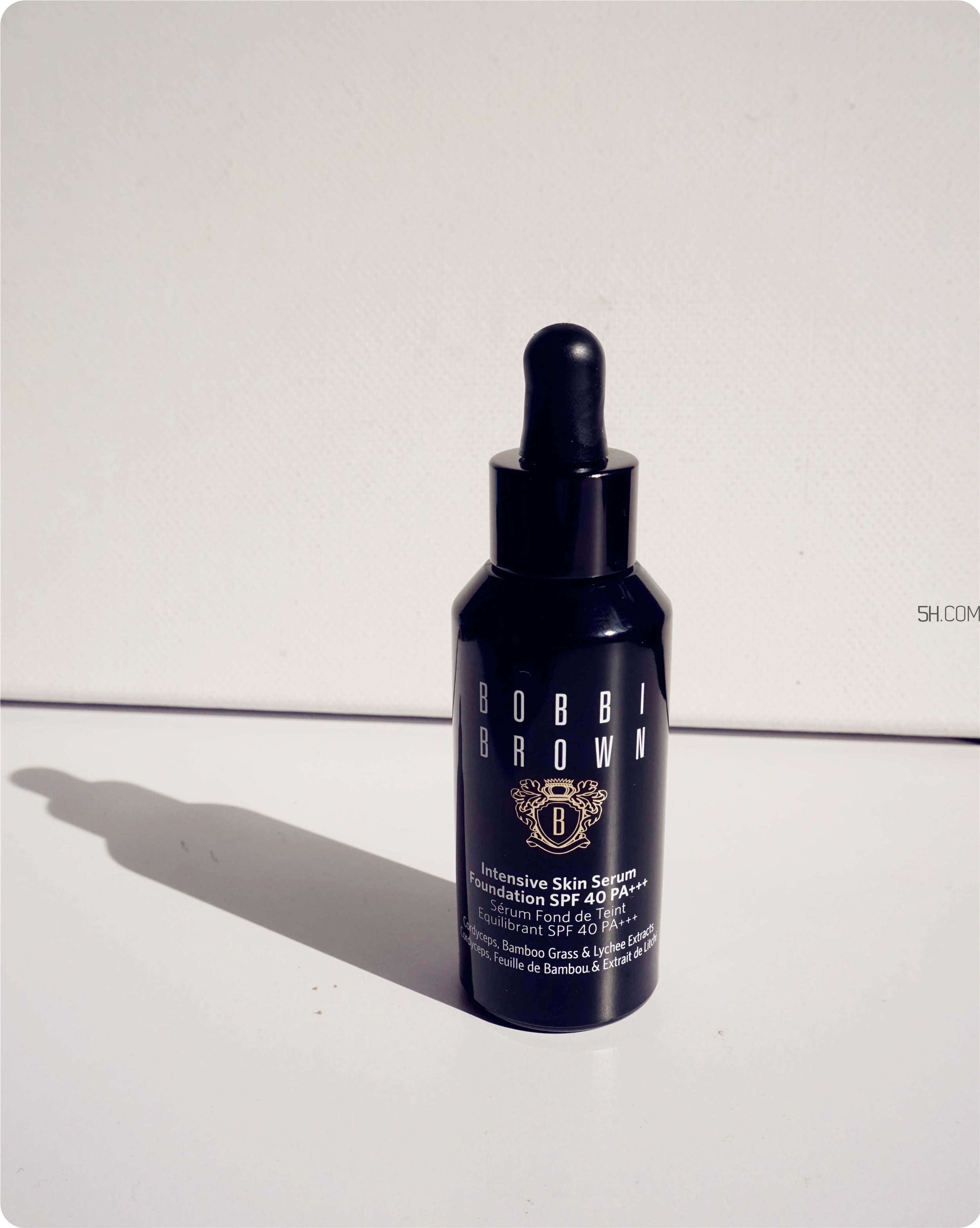 芭比波朗蟲草粉底液和covermark中草粉底霜哪個好? 芭比波朗蟲草粉底液和covermark中草粉底霜哪個好?