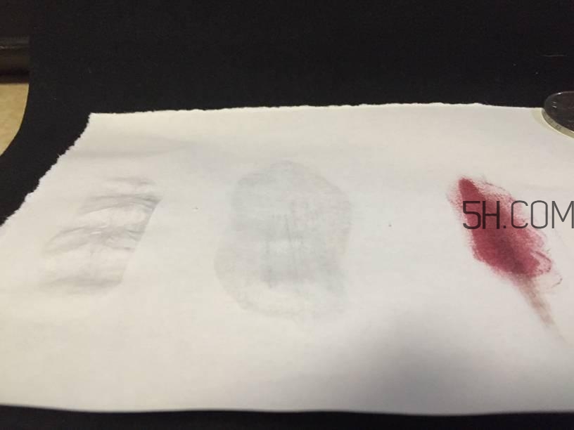 彼得羅夫娃娃臉面霜和嬌韻詩(shī)瘦臉精華哪個(gè)好? 彼得羅夫娃娃臉面霜和嬌韻詩(shī)瘦臉精華哪個(gè)好?