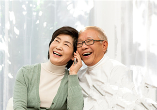 頸椎病是不是不能睡枕頭？頸椎病是不是老想睡覺(jué)？